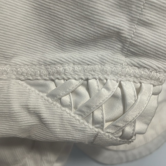 WHBM moto Corduroy Jacket in cream sz 2 similar to a small. Great with jeans - Picture 5 of 8